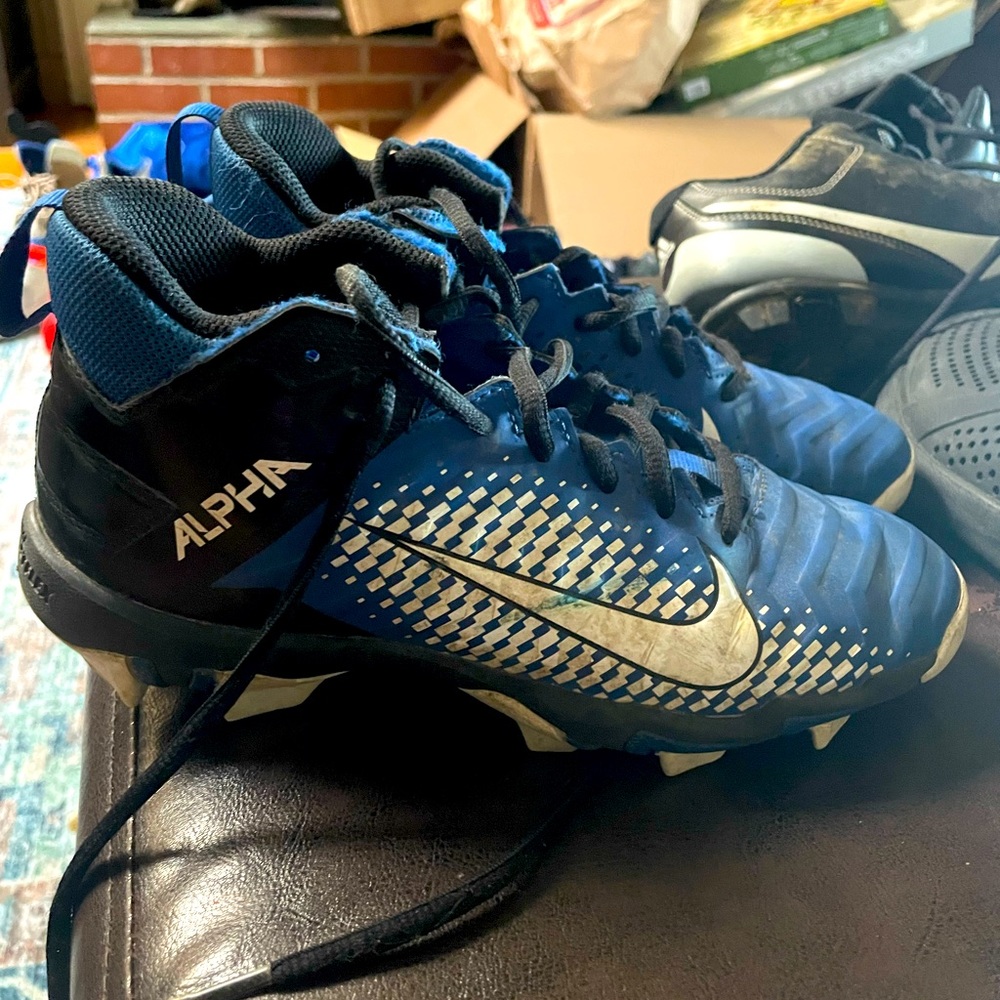 nike football cleats